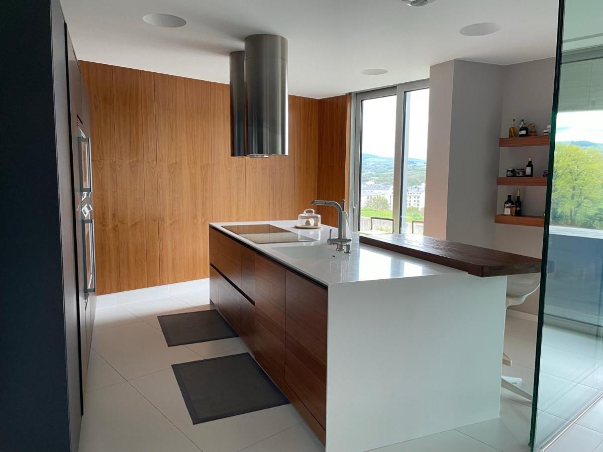 Tres Prismas Exclusive Villa Sarria Dış mekan fotoğraf