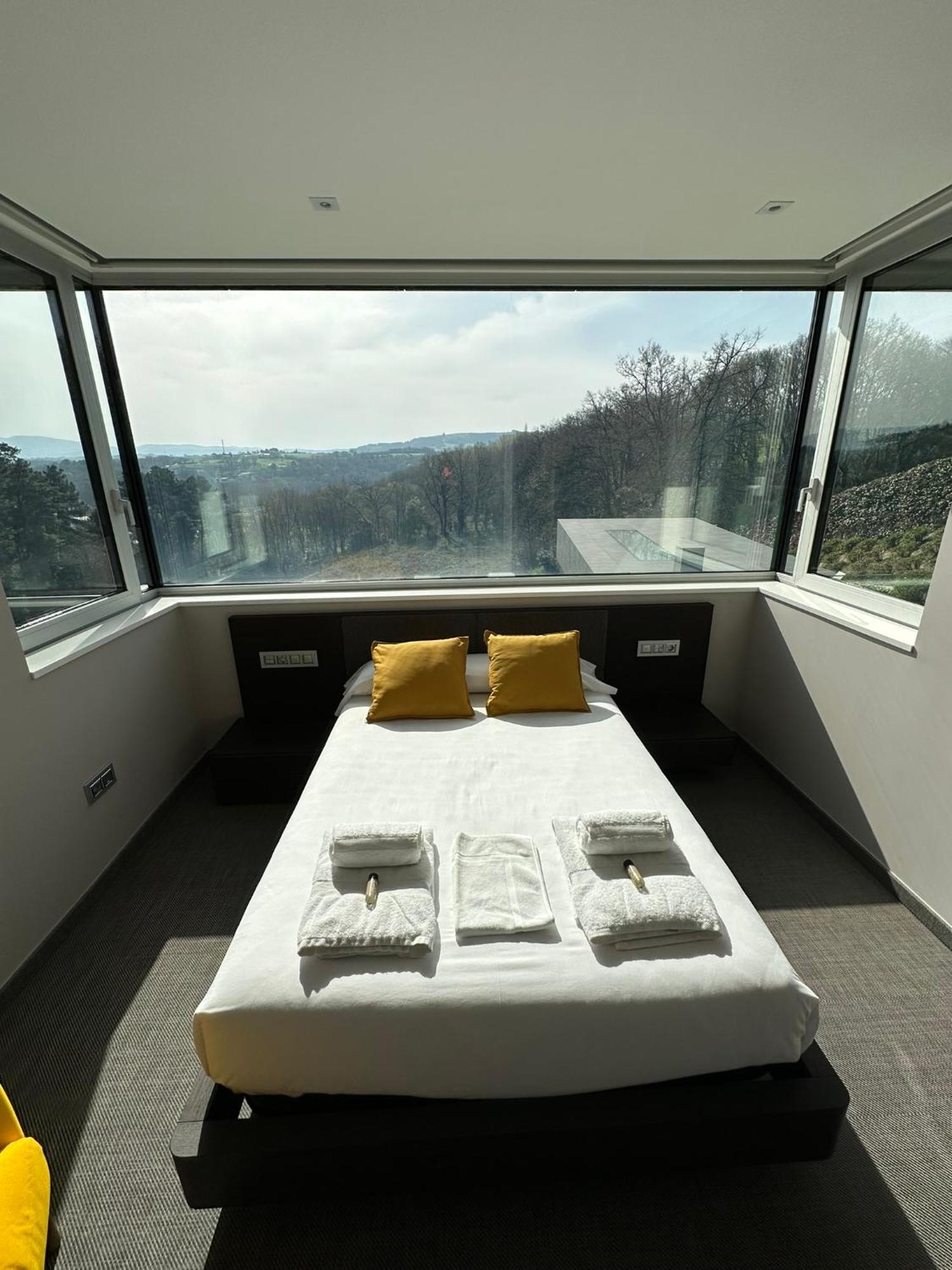 Tres Prismas Exclusive Villa Sarria Dış mekan fotoğraf