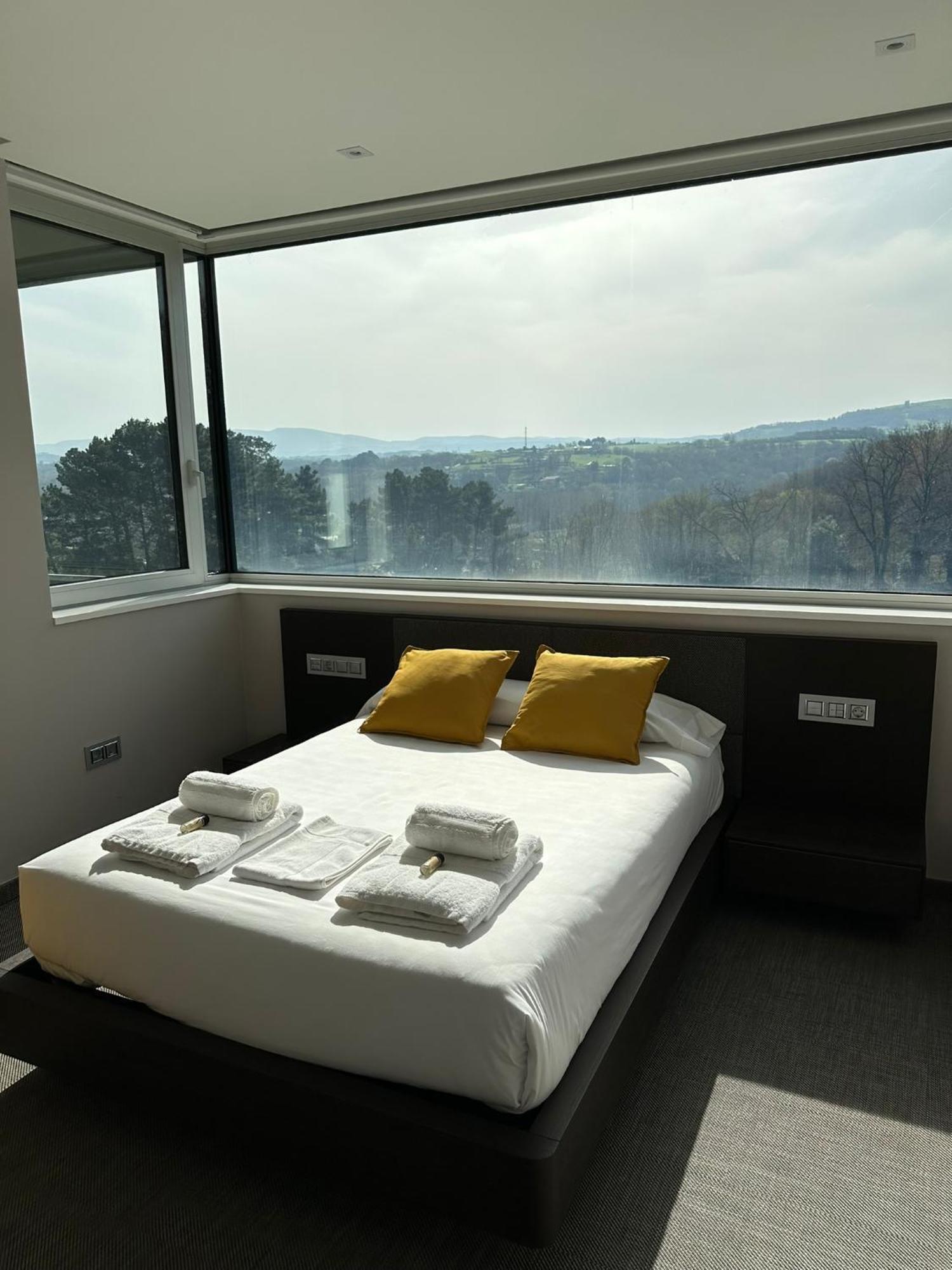 Tres Prismas Exclusive Villa Sarria Dış mekan fotoğraf