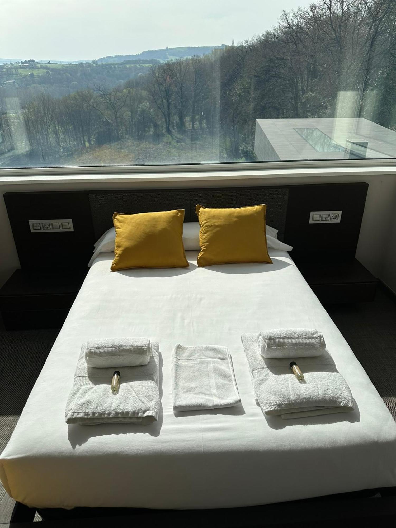 Tres Prismas Exclusive Villa Sarria Dış mekan fotoğraf
