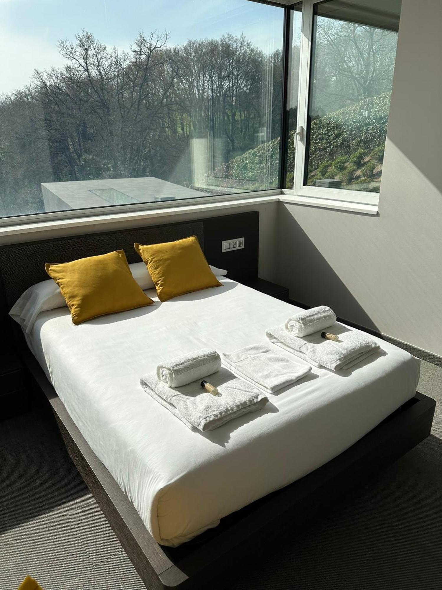 Tres Prismas Exclusive Villa Sarria Dış mekan fotoğraf